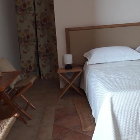 Cottage La Roccia Merine Extérieur photo