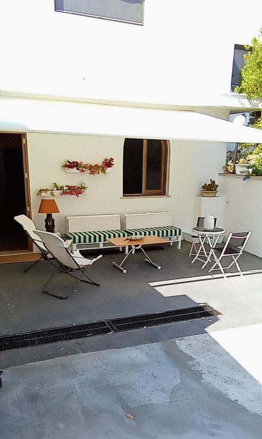 Cottage La Roccia Merine Extérieur photo